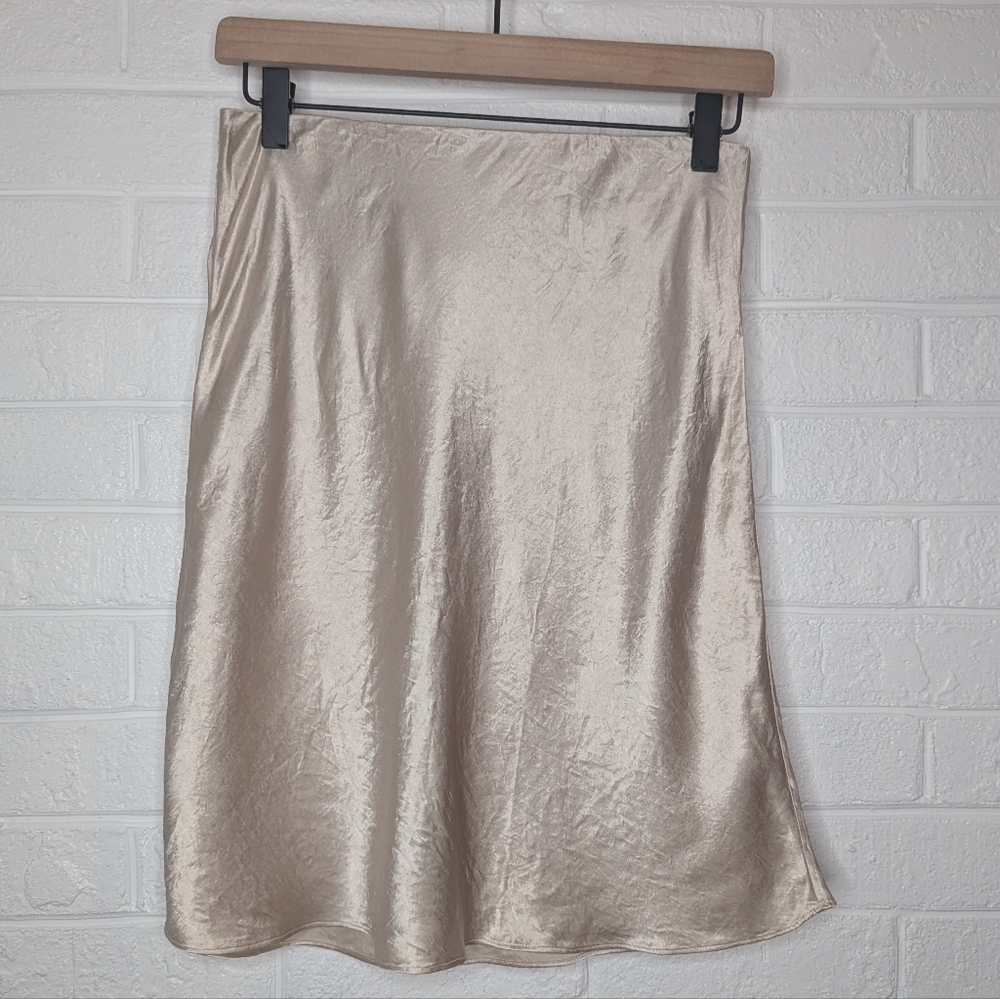 Babaton Aritzia Cream Crepe Silk A Line Mini Skirt
